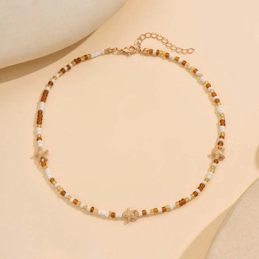 Collar de estrellas de mar al azar