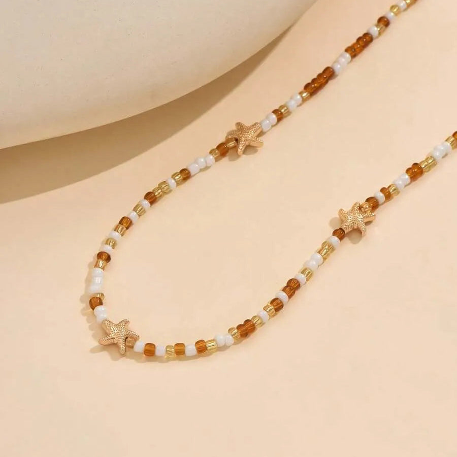 Collar de estrellas de mar al azar