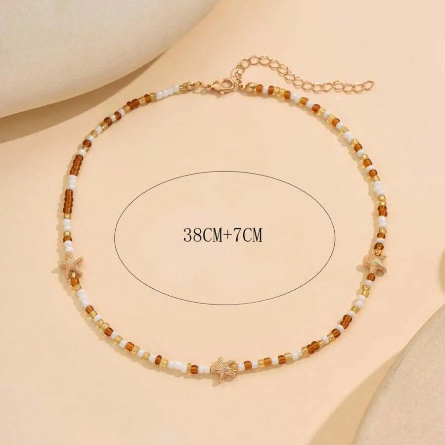 Collar de estrellas de mar al azar